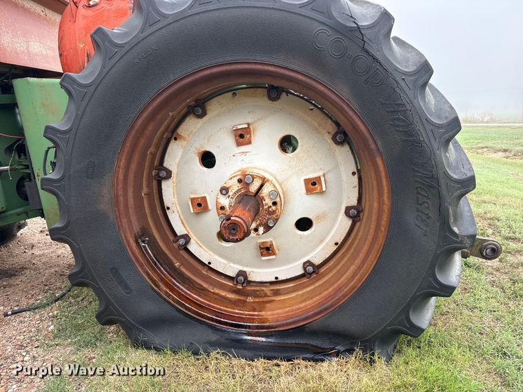 image for item EW4425 1971 Oliver 2655 4WD tractor