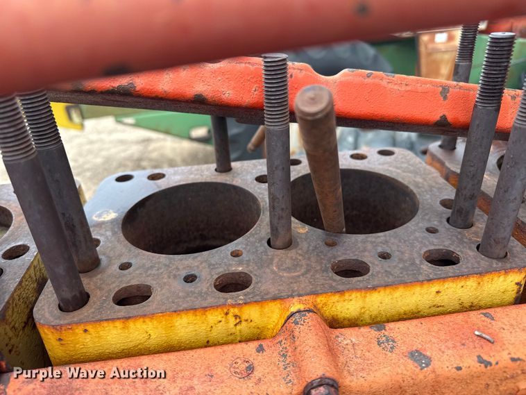 image for item EW4426 Minneapolis Moline A4T-1600 4WD tractor