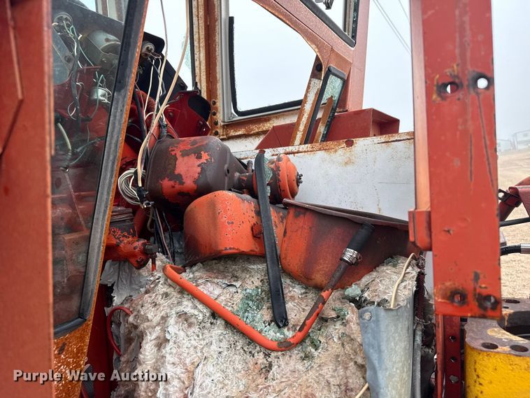 image for item EW4426 Minneapolis Moline A4T-1600 4WD tractor