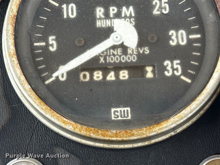 image for item EW4426 Minneapolis Moline A4T-1600 4WD tractor