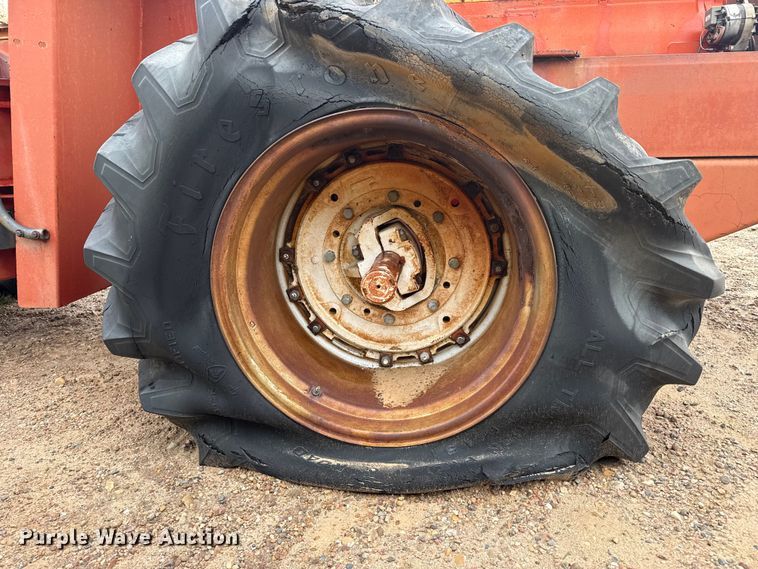 image for item EW4426 Minneapolis Moline A4T-1600 4WD tractor