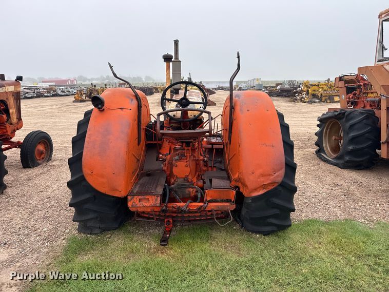 image for item EW4427 1959 Case 900-B tractor