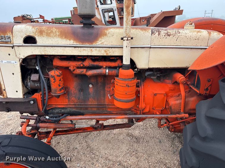image for item EW4427 1959 Case 900-B tractor