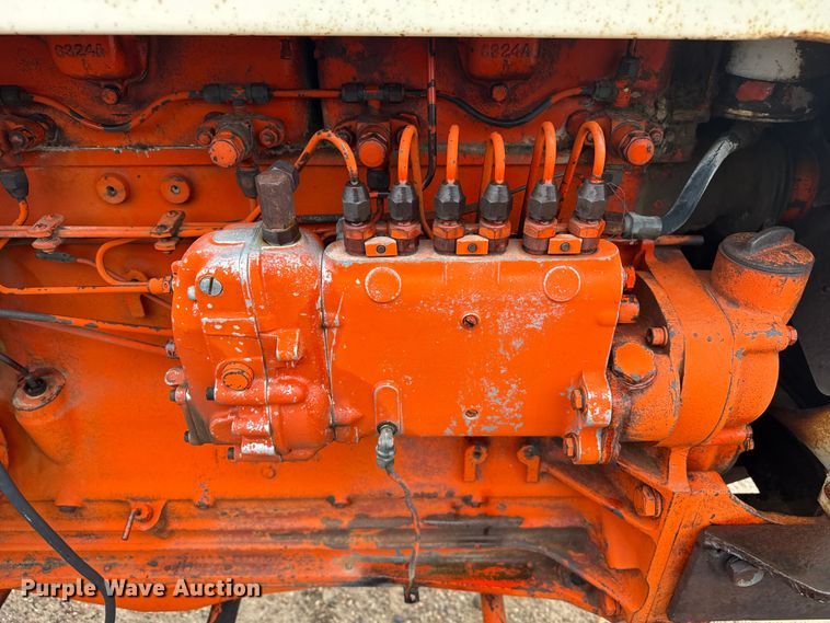 image for item EW4427 1959 Case 900-B tractor