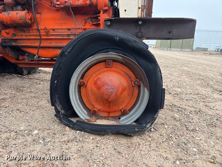 image for item EW4427 1959 Case 900-B tractor