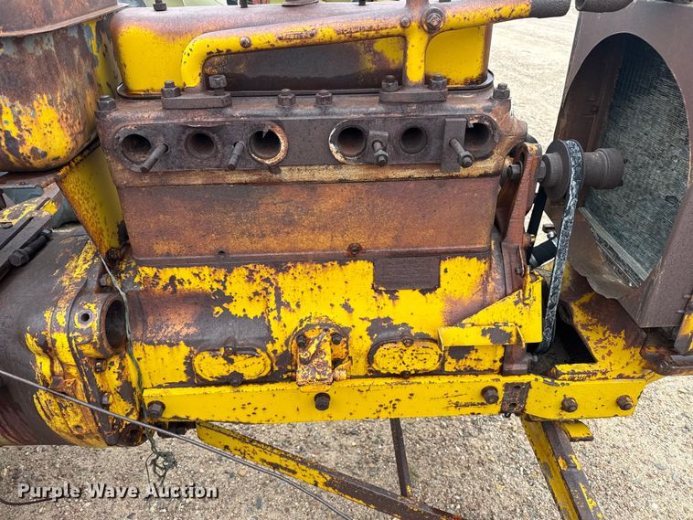 image for item EW4430 Minneapolis Moline UTS tractor
