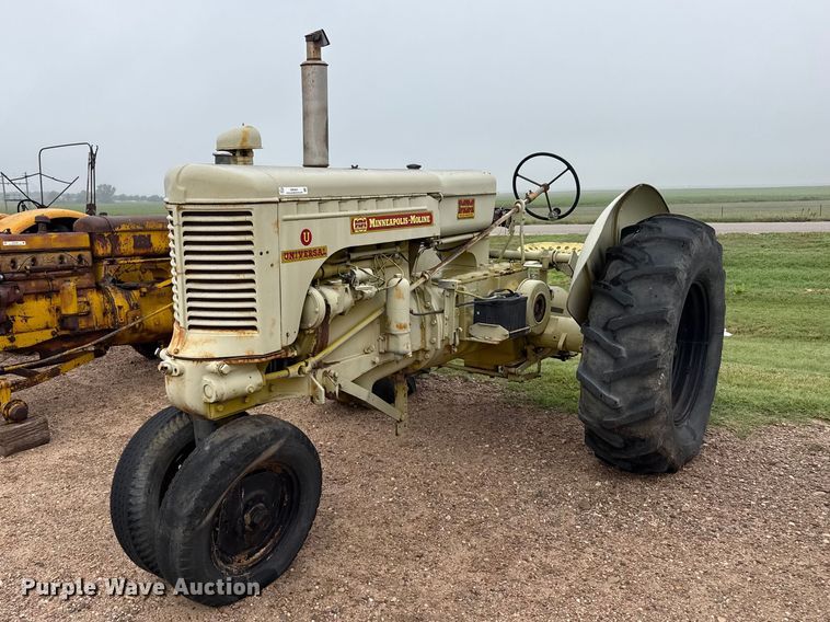 Minneapolis Moline UTU tractor