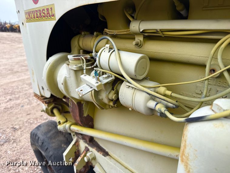 image for item EW4431 Minneapolis Moline UTU tractor
