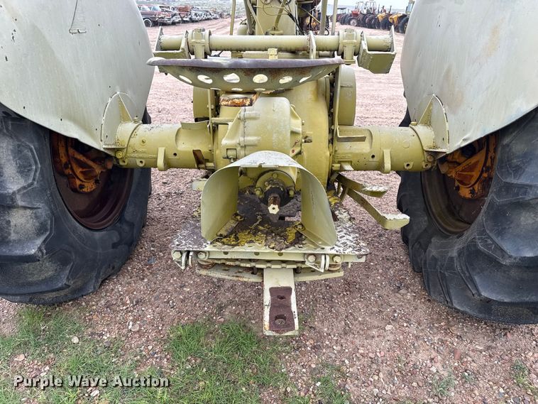 image for item EW4431 Minneapolis Moline UTU tractor