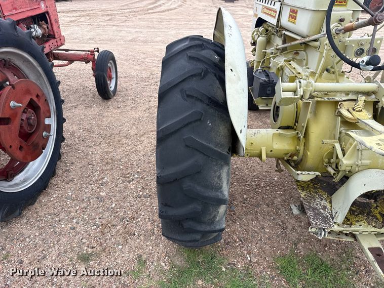 image for item EW4431 Minneapolis Moline UTU tractor