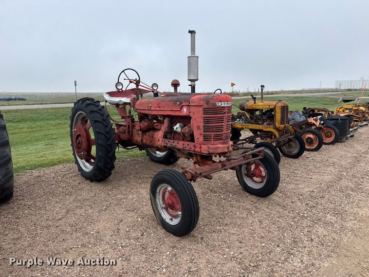 image for item EW4432 McCormick Farmall H tractor