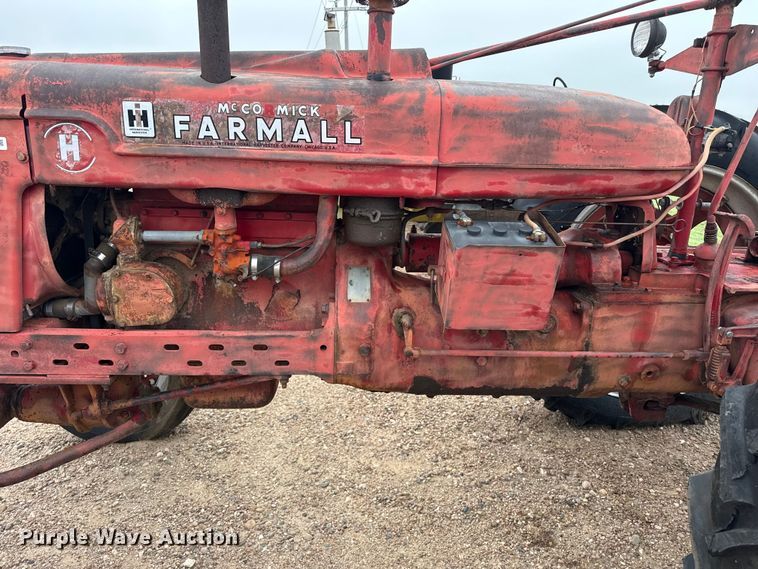 image for item EW4432 McCormick Farmall H tractor