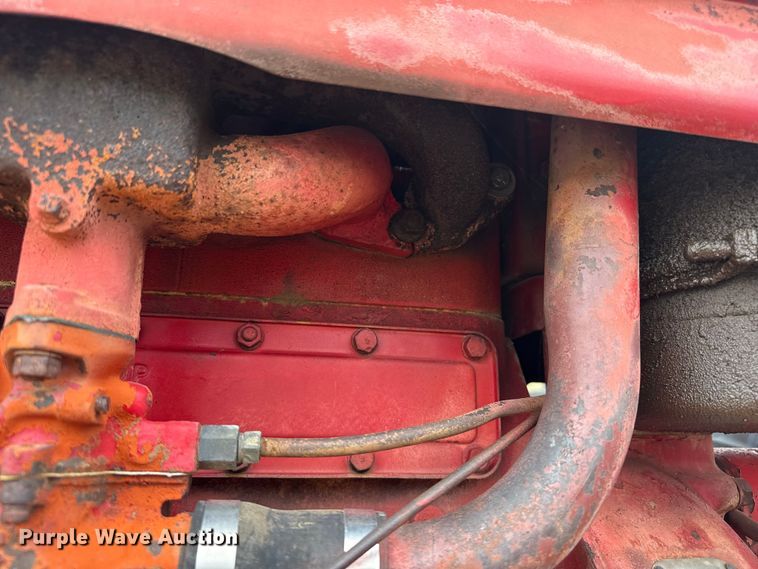 image for item EW4432 McCormick Farmall H tractor