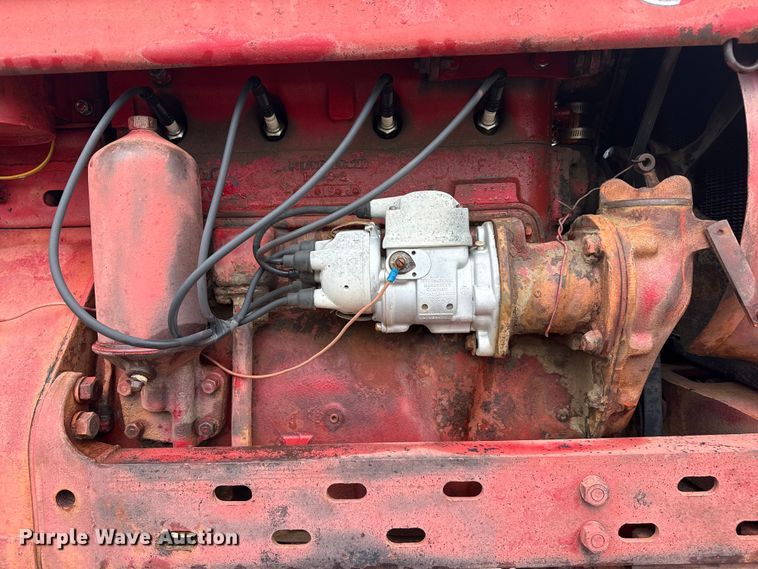 image for item EW4432 McCormick Farmall H tractor