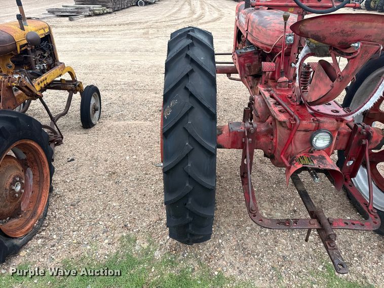 image for item EW4432 McCormick Farmall H tractor