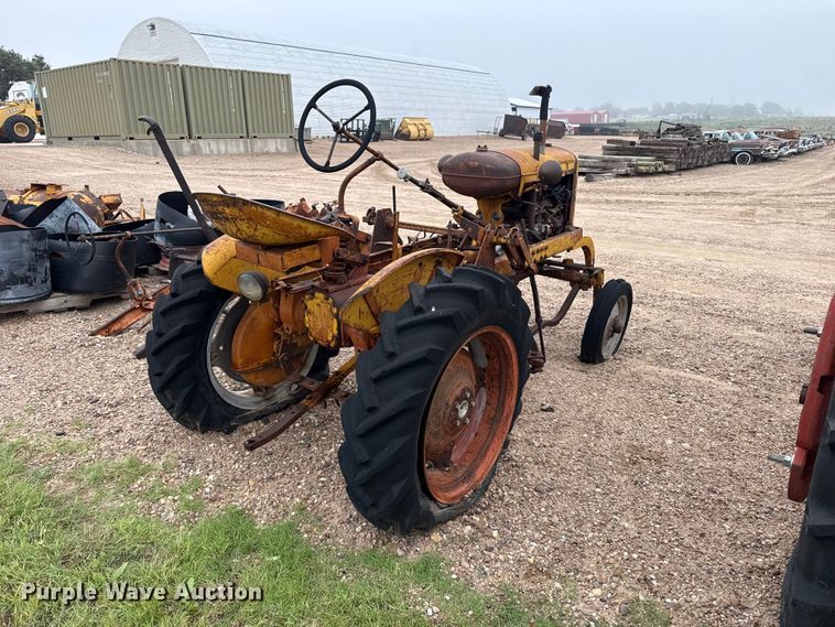 image for item EW4433 B.F. Avery A tractor