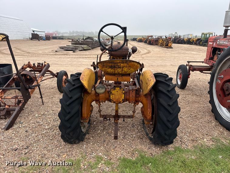 image for item EW4433 B.F. Avery A tractor