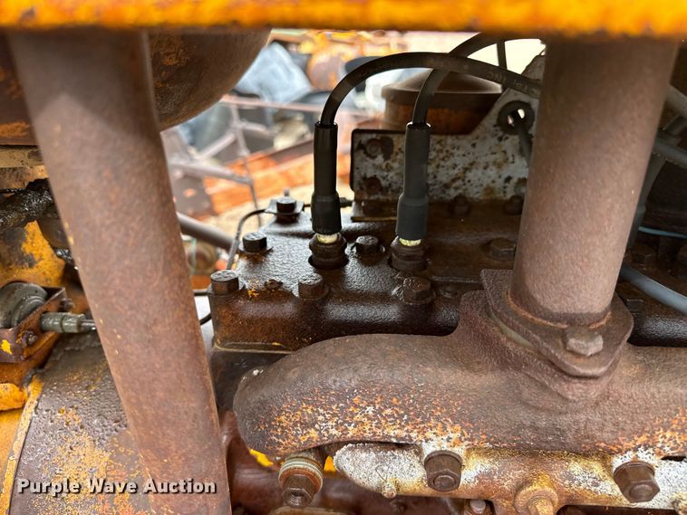 image for item EW4433 B.F. Avery A tractor