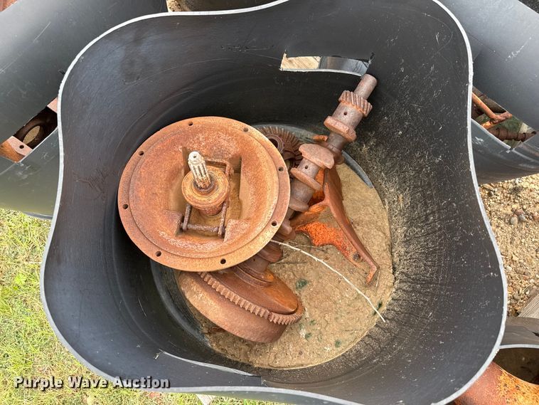 image for item EW4433 B.F. Avery A tractor