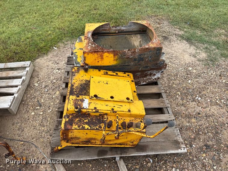 image for item EW4433 B.F. Avery A tractor
