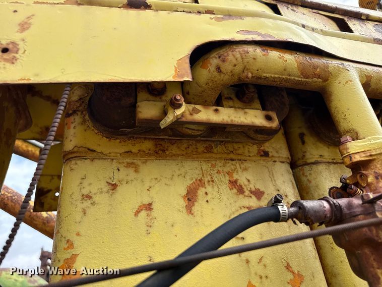 image for item EW4434 Minneapolis Moline UTU tractor