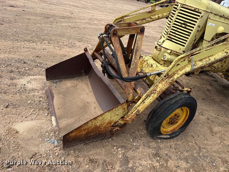 image for item EW4434 Minneapolis Moline UTU tractor