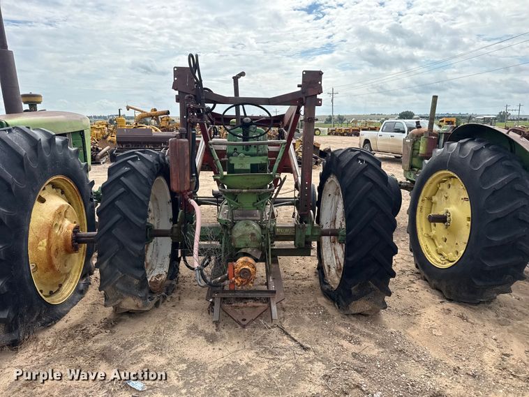 image for item EW4436 Oliver Row Crop 88 tractor