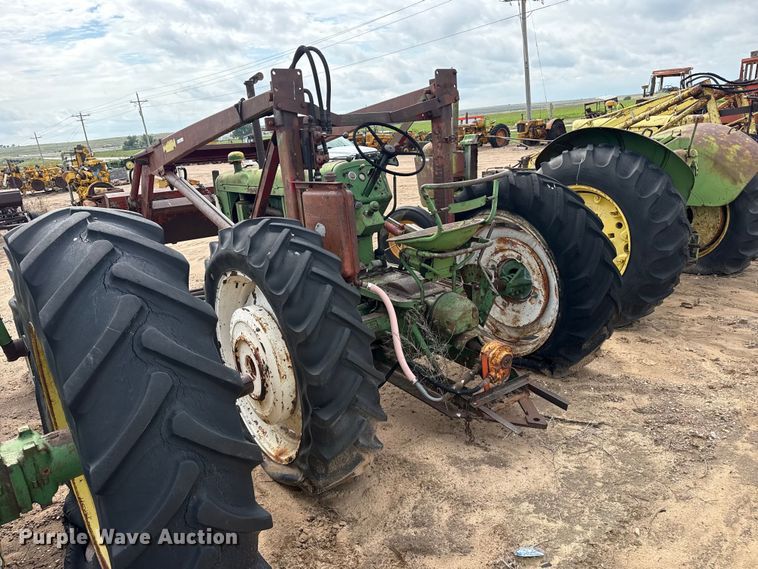 image for item EW4436 Oliver Row Crop 88 tractor