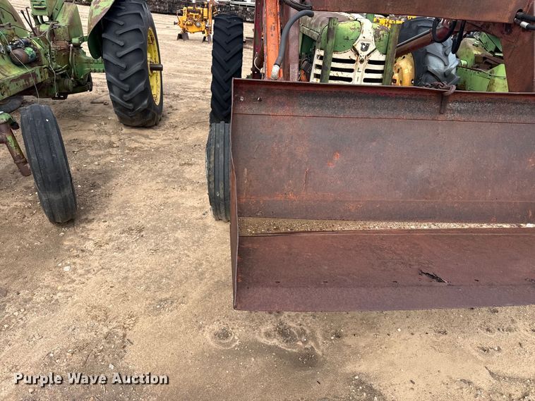 image for item EW4436 Oliver Row Crop 88 tractor