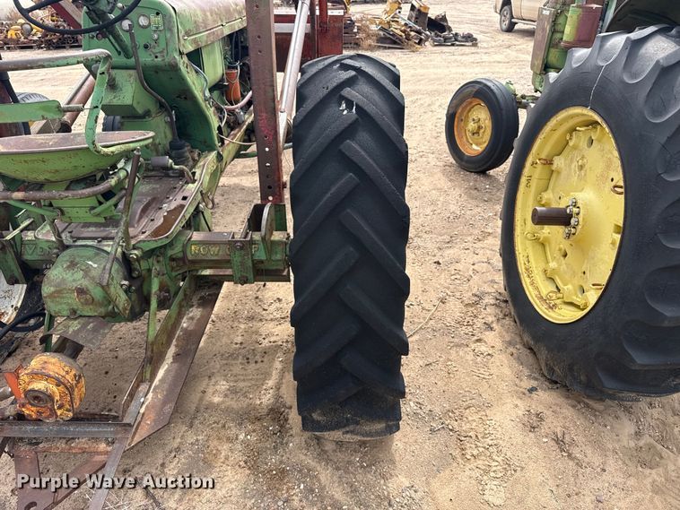 image for item EW4436 Oliver Row Crop 88 tractor