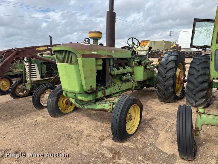 John Deere T313R tractor