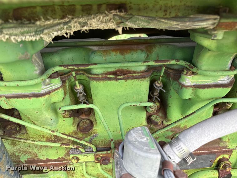 image for item EW4437 John Deere T313R tractor