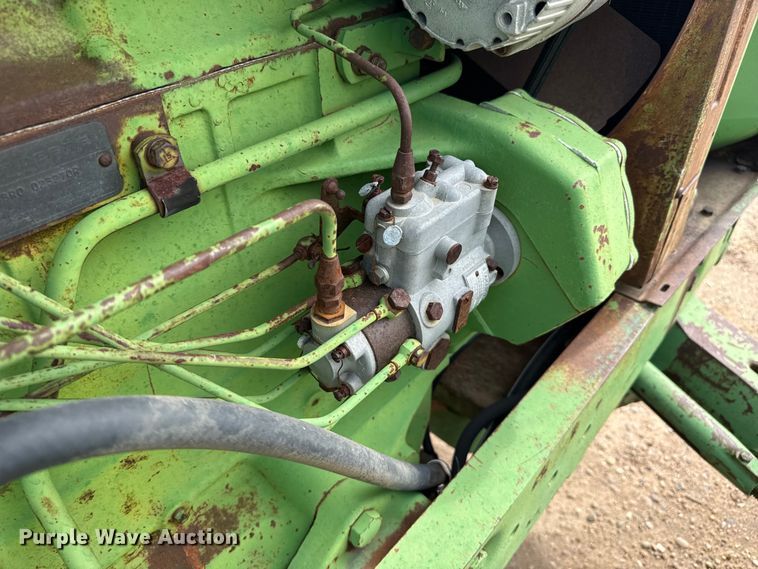 image for item EW4437 John Deere T313R tractor