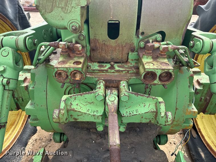image for item EW4437 John Deere T313R tractor