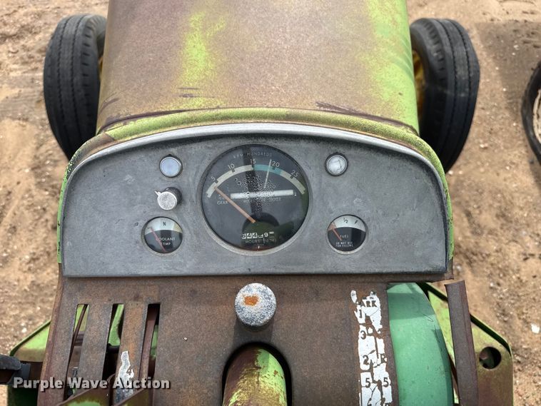 image for item EW4437 John Deere T313R tractor