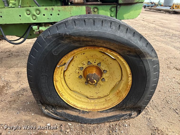 image for item EW4437 John Deere T313R tractor