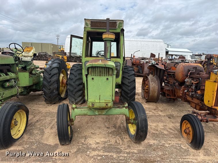 image for item EW4438 1962 John Deere 4010 tractor