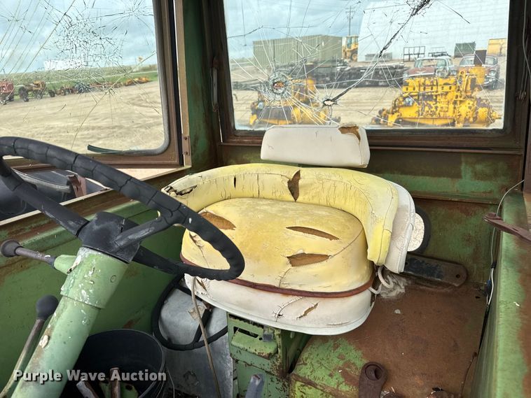 image for item EW4438 1962 John Deere 4010 tractor