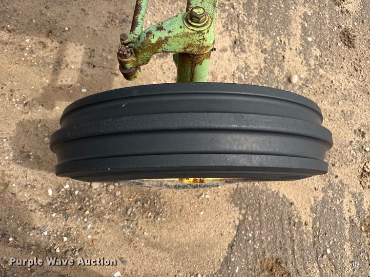 image for item EW4438 1962 John Deere 4010 tractor