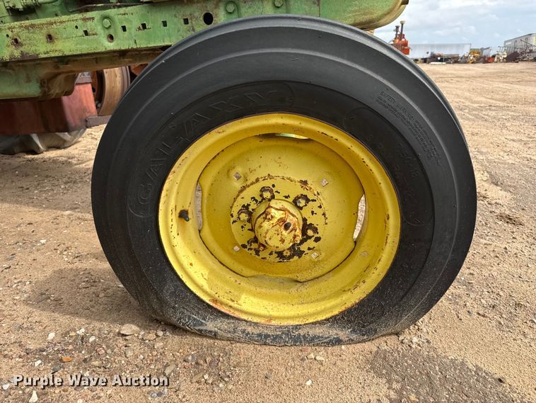 image for item EW4438 1962 John Deere 4010 tractor