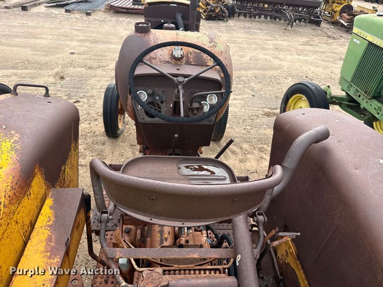 image for item EW4439 Minneapolis Moline M5 tractor