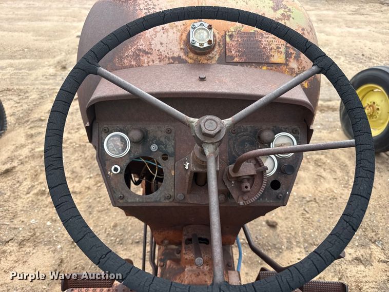 image for item EW4439 Minneapolis Moline M5 tractor