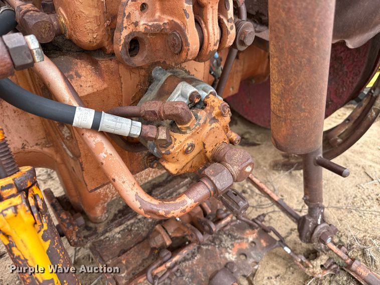 image for item EW4439 Minneapolis Moline M5 tractor