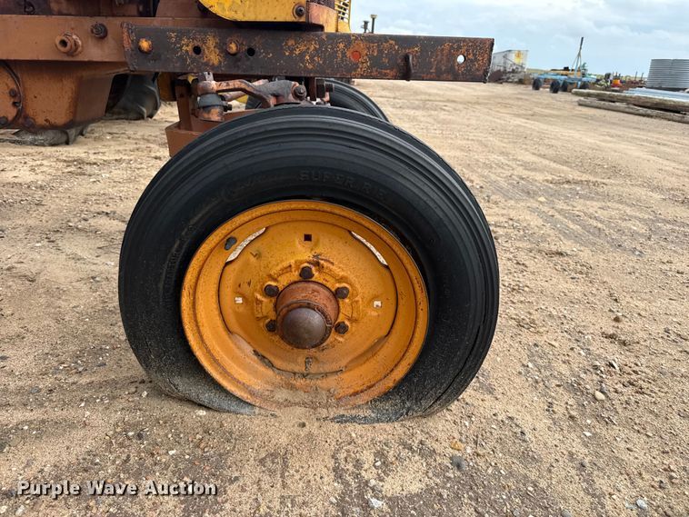 image for item EW4439 Minneapolis Moline M5 tractor