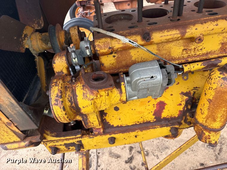 image for item EW4440 Minneapolis Moline UTS tractor