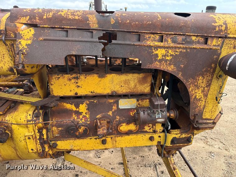 image for item EW4440 Minneapolis Moline UTS tractor