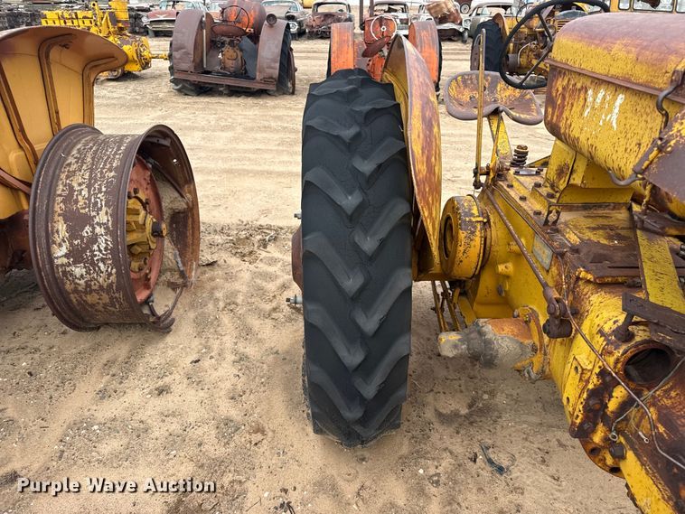 image for item EW4440 Minneapolis Moline UTS tractor