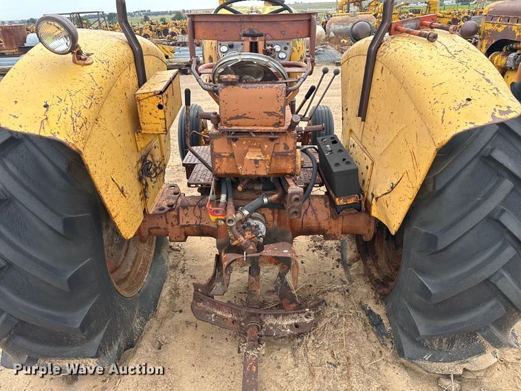 image for item EW4441 1964 Minneapolis Moline M602 tractor