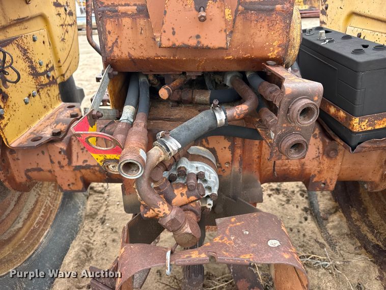 image for item EW4441 1964 Minneapolis Moline M602 tractor