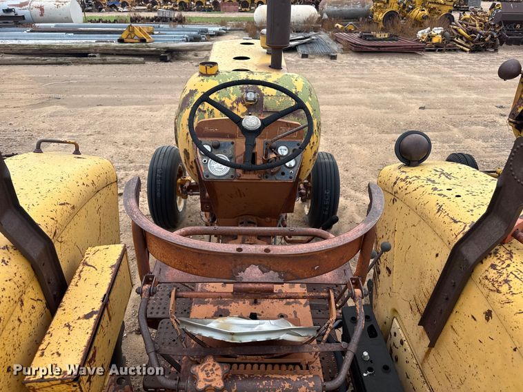 image for item EW4441 1964 Minneapolis Moline M602 tractor